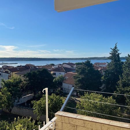 App Robi Novigrad (Istria) Exterior foto